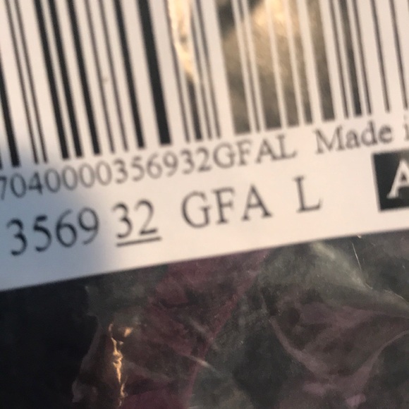 BNIP VS PINK BLING HALLOWEEN TEE $30 today - Picture 7 of 8